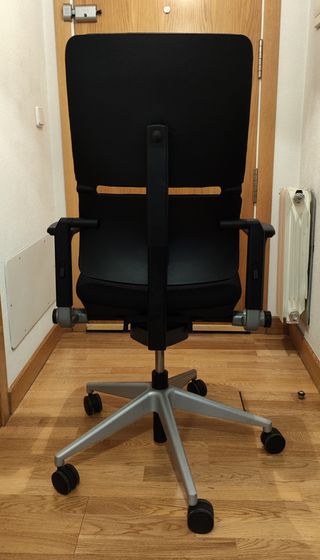 Silla de oficina ergonómica Steelcase Negra