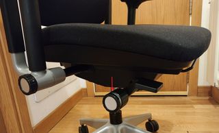Silla de oficina ergonómica Steelcase Negra