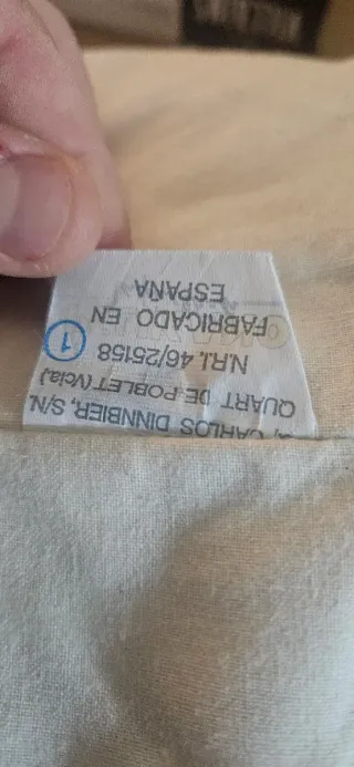 Sofá 3 plazas blanco tela y plumon