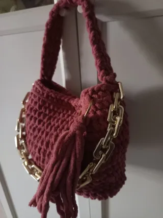 Borsa uncinetto ciniglia con catena oro