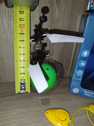 Drone Asteroide con Telecomando