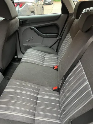 Ford Focus 2008 Gasolina Etiqueta C 157.000 km