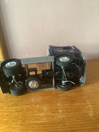 Cabeza de camión MAN juguete colección