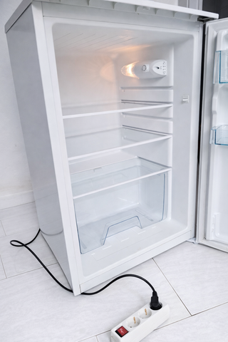 Frigorífico TEKA TS1-130 bajo encimera – 133L – A+