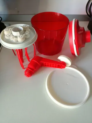 Speedy Chef Tupperware Rosso Bianco