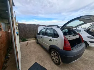 Citroen C3 Aircross 2004