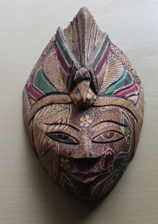 Máscara Indonésia Madeira/Cortiça 14cm