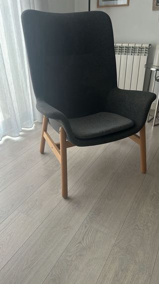 Sofá 3 plazas tela gris y butaca