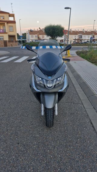 Piaggio X10 500 Executive