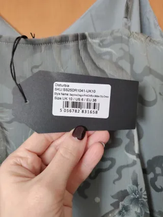 Abito Disturbia tg. M/UK10 nuovo con cartellino