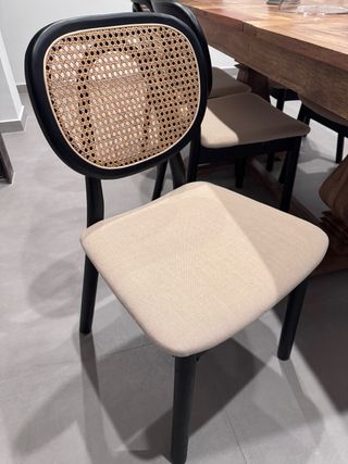 Sillas de comedor con respaldo de ratán