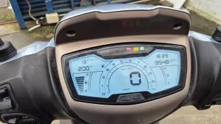 Piaggio Medley 125 Scooter