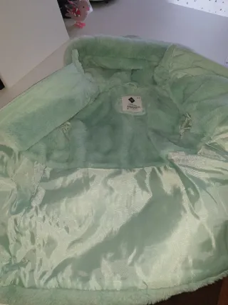 Abrigo niña  con pelo