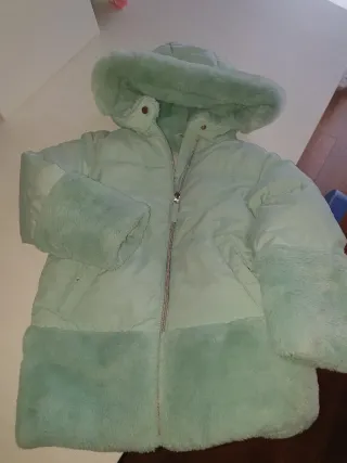 Abrigo niña  con pelo