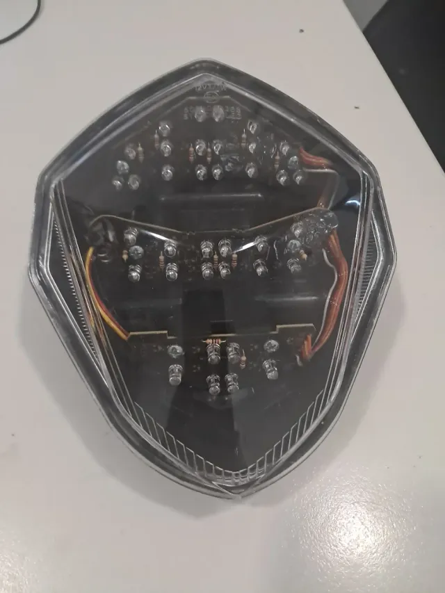 Piloto LED Suzuki GSXR 1000 03-04