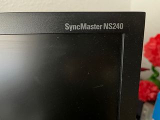 Pantalla Samsung SyncMaster NS240
