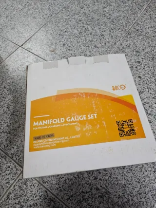 Bomba de vácuo com manômetro