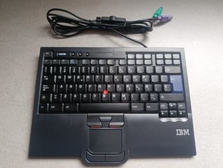 Teclado IBM UltraNav SK-8840 español