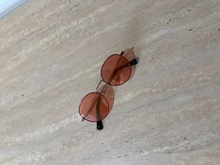 Gafas de sol Hawkers rojas y negras