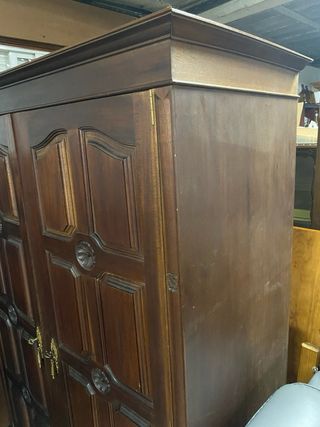 Armario de madera 2 puertas
