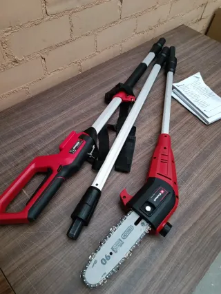 Einhell Una podadora de pértiga a batería