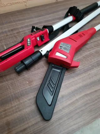 Einhell Una podadora de pértiga a batería