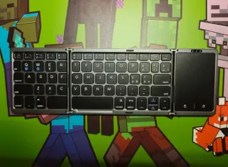 Tastiera slim pieghevole wireless