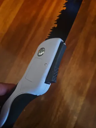 Sierra de madera plegable