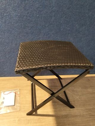 vidaXL Taburete plegable ratán sintético negro