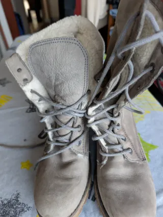 Stivali beige/grigi #neve #bata #scarponcini