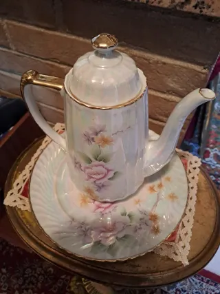 Caffettiera e piatto dolce Royal Tettau