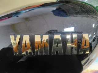 Depósito Gasolina Yamaha SR250 Negro