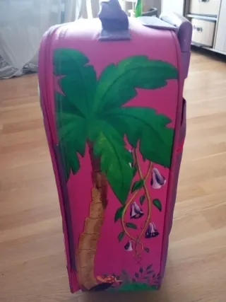 Maleta Infantil Dora la Exploradora. Confortable