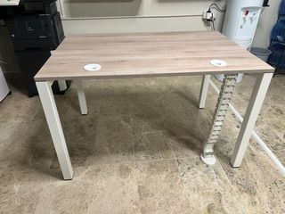 Mesa de escritorio madera y metal Ofiprix