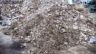 Escombro limpio para relleno .