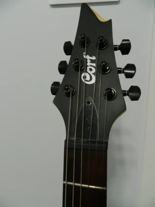 Pack Guitarra Eléctrica Cort KX100 + Ampli