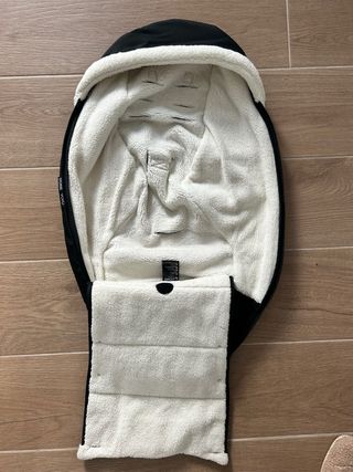 Saco Cubrepiernas Stokke YOYO Negro