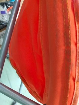 Silla plegable redonda con asiento acolchado suave