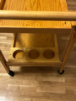 Camerino de madera plegable con ruedas