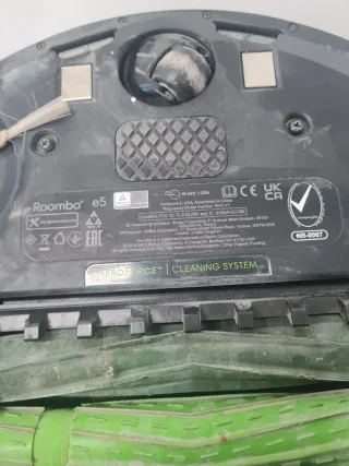 Robot aspirador Roomba E5