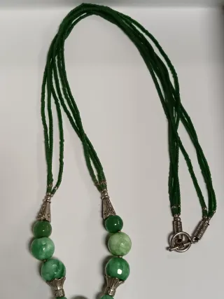 Collana etnica pietre verdi
