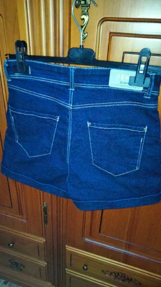 Vaqueros cortos