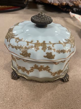 Caja joyero porcelana vintage base metal 15 x 15