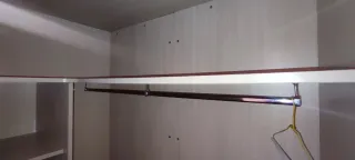 Armario ropero madera habitación, puerta corredera