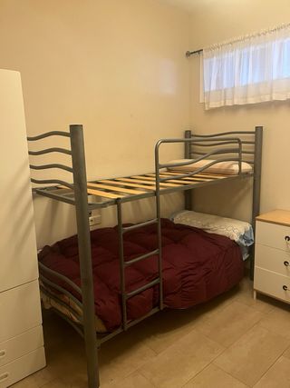 Litera metálica y de madera