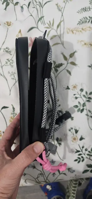 Bolso Parfois negro y rosa