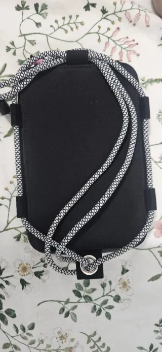 Bolso Parfois negro y rosa