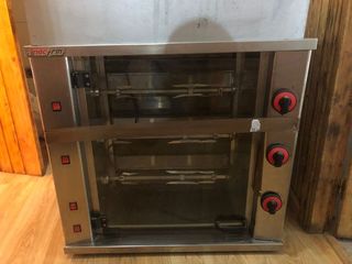 Assador de pollos MACFRIN 3 espadas.