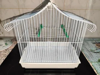 Jaula para pájaros blanca