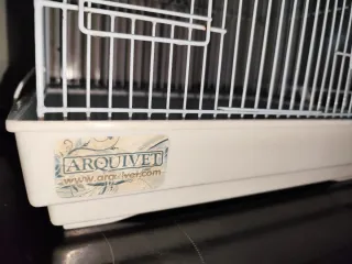 Jaula para pájaros blanca